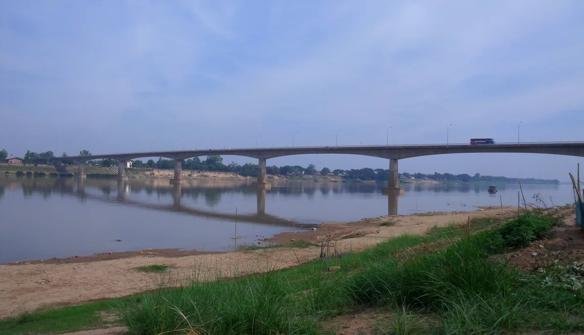 The first Thai–Lao Friendship Bridge spanning the Mekong at Nong Khai, seen from the Thai riverbank