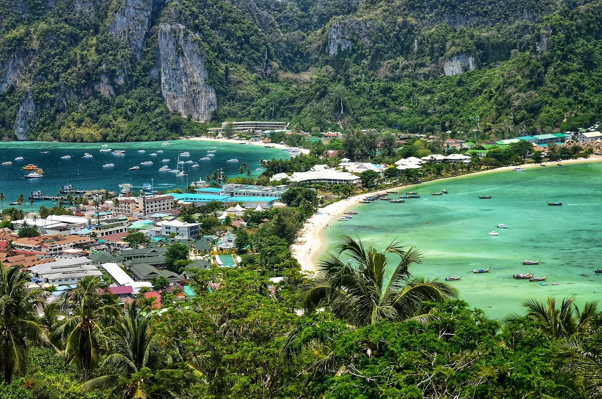 The twin bays of Tonsai and Loh Dalum on Ko Phi Phi Don seen from the viewpoint